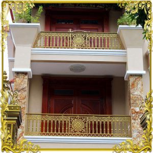 Ban công nhôm đúc mẫu 82